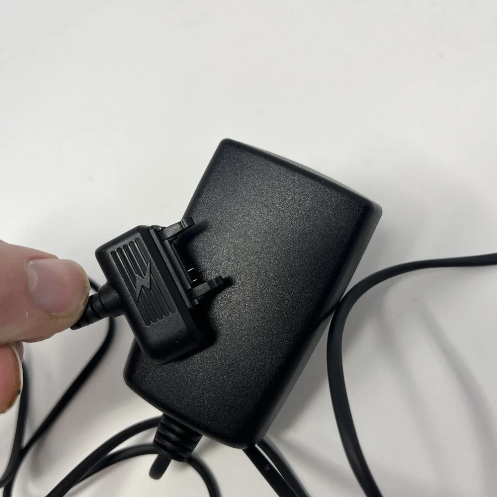Sony E CST-60‎ AC Power Supply Adapter Charger Cord 4.9V 450mA — Tested Works